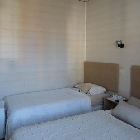 Les Chambres De La Gare Noyers-sur-Cher Luaran gambar