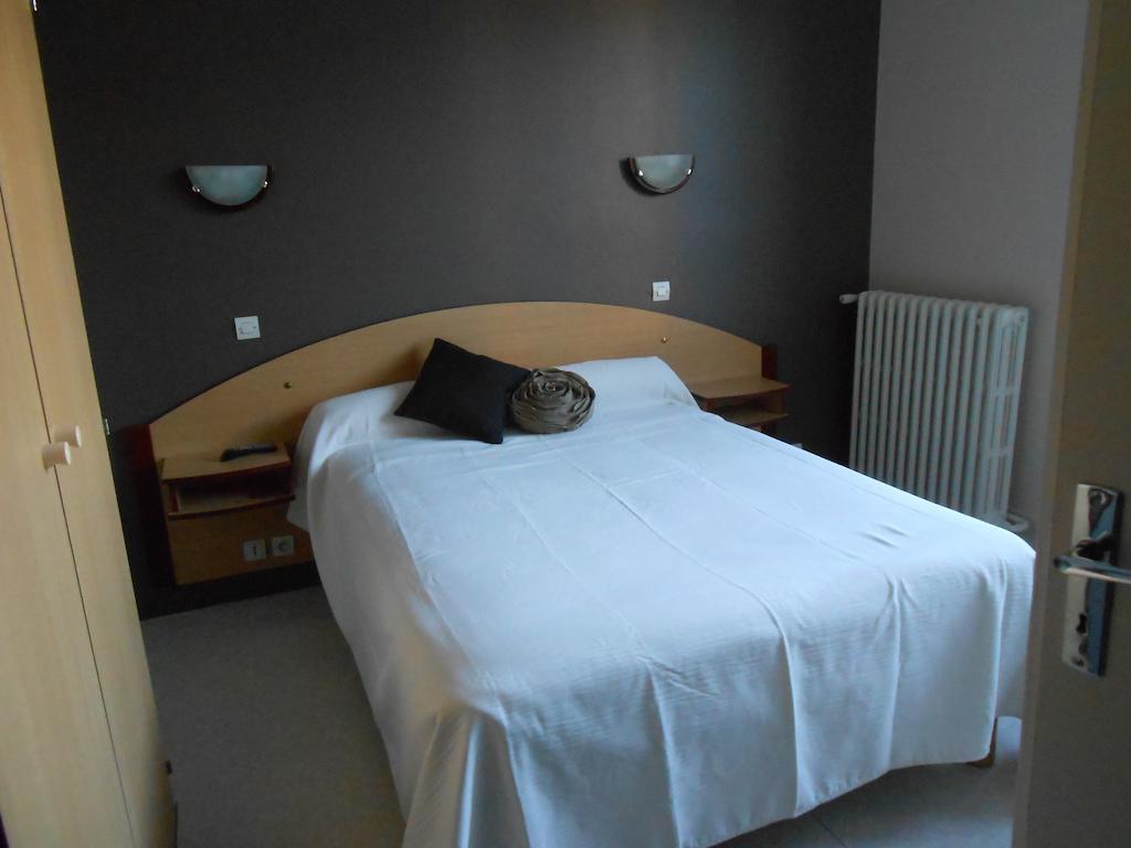 Les Chambres De La Gare Noyers-sur-Cher Bilik gambar