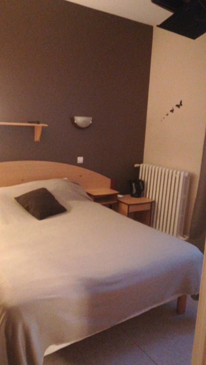 Les Chambres De La Gare Noyers-sur-Cher Luaran gambar